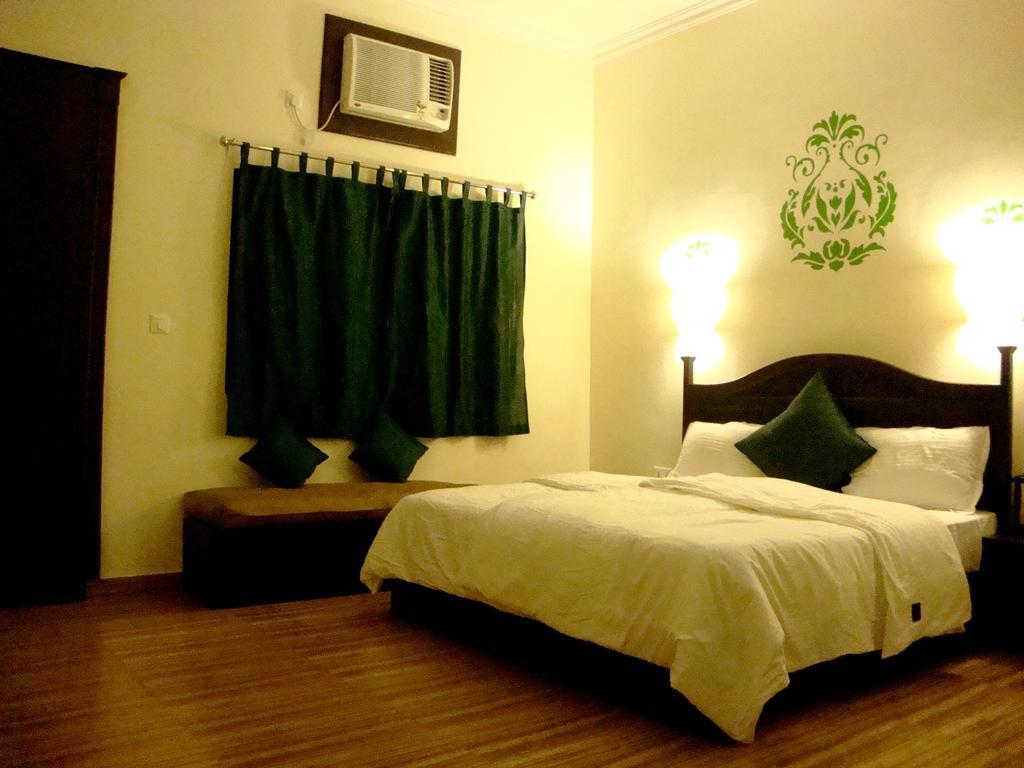 La Casa Hotel Haridwar Bagian luar foto