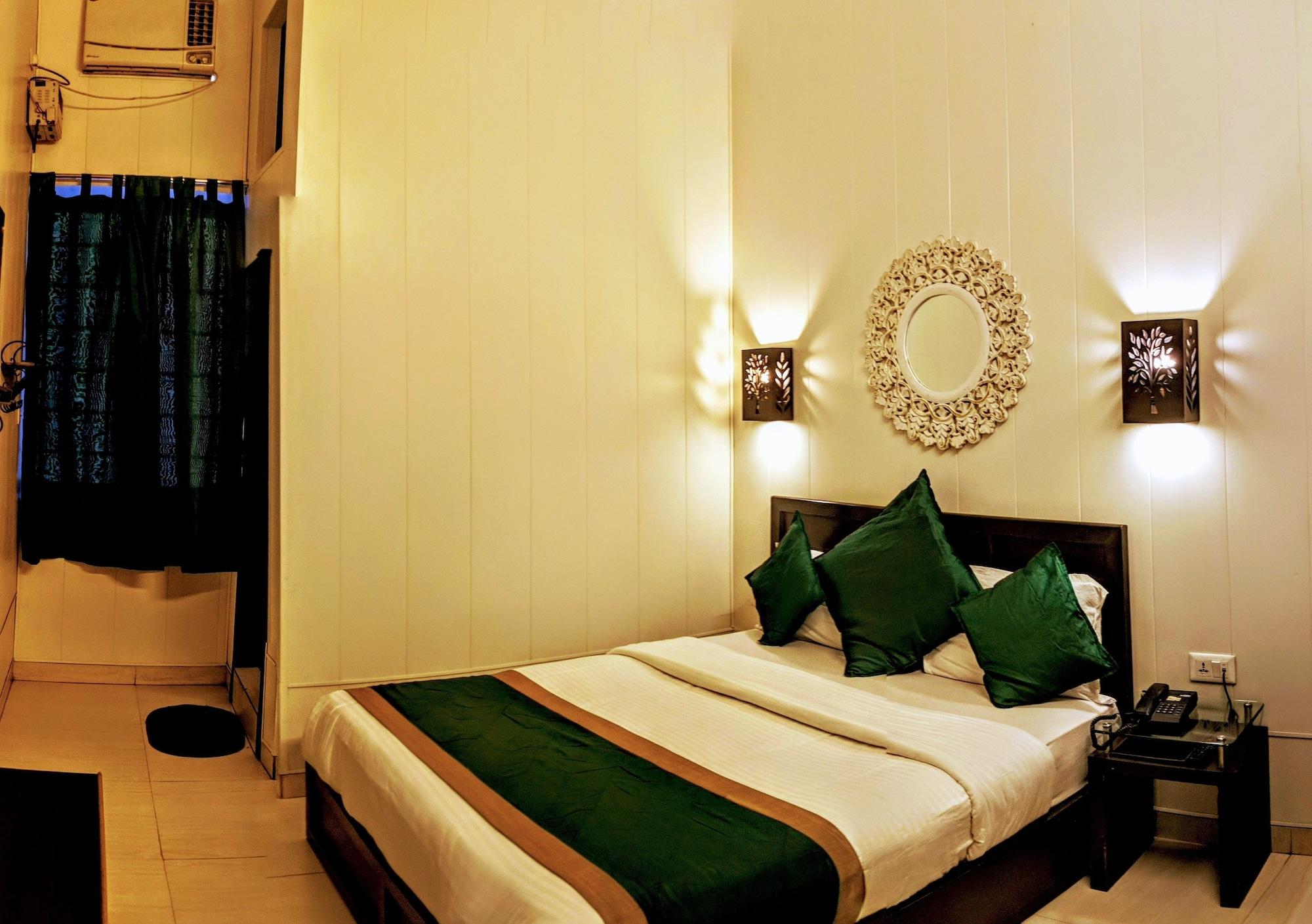 La Casa Hotel Haridwar Bagian luar foto