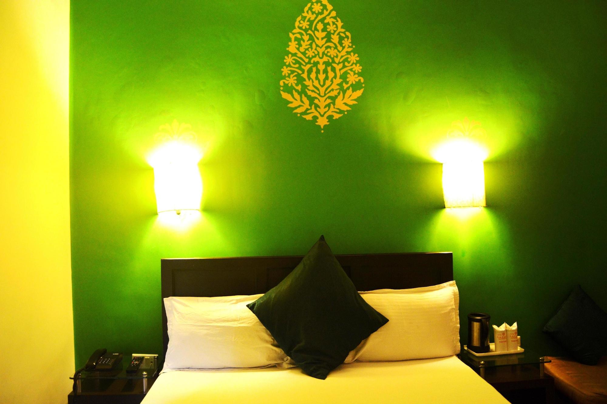 La Casa Hotel Haridwar Bagian luar foto