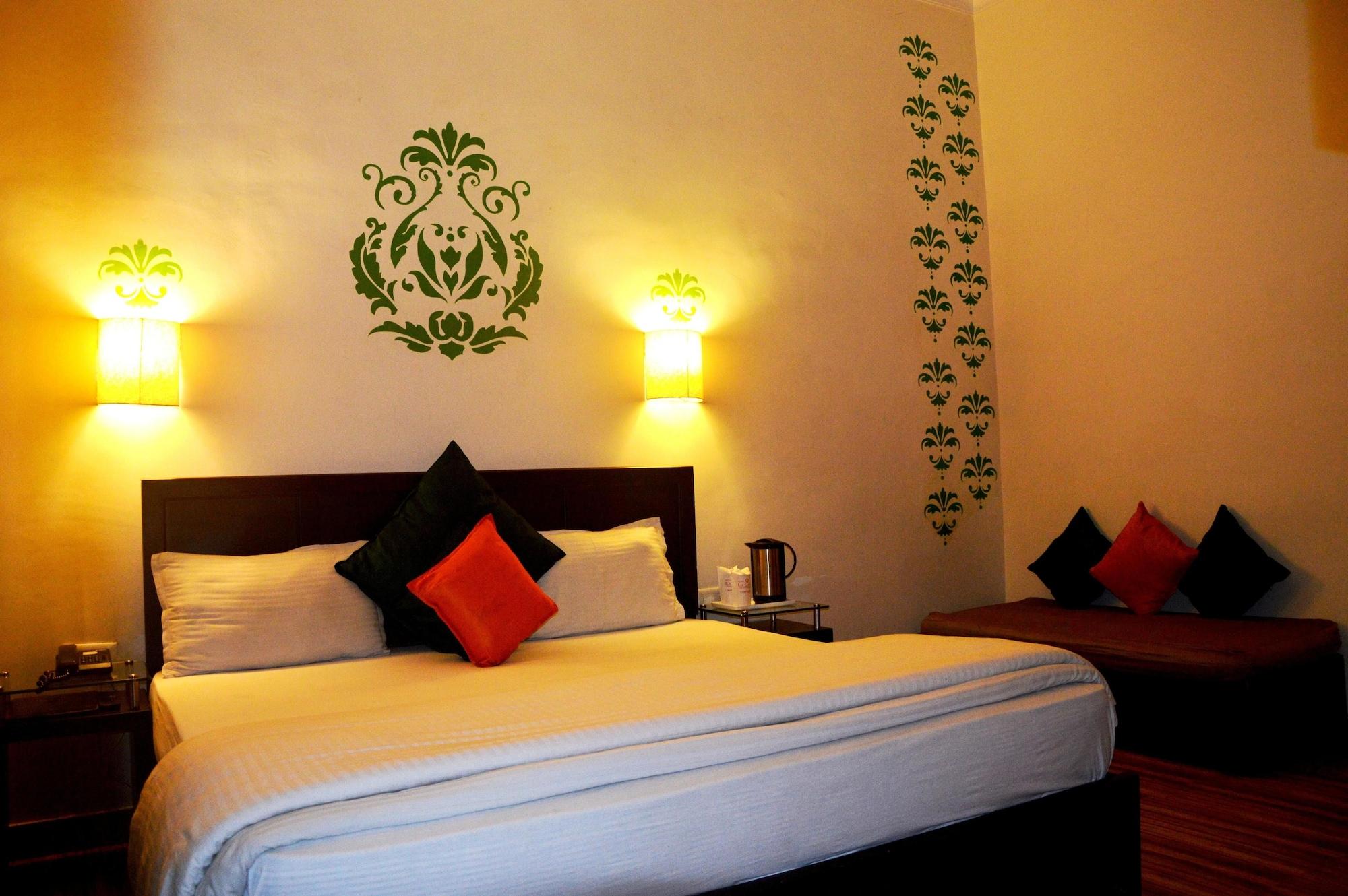 La Casa Hotel Haridwar Bagian luar foto